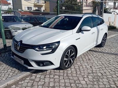 Branco Usado 2020 Renault Mégane GrandTour Bose Edition Carrinha | € 11.900 (Preço justo)