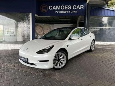 Branco Usado 2022 Tesla Model 3 Standard Range Plus Sedan | € 27.980 (Bom preço)