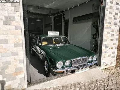Usado Jaguar XJ6 180 HP (132 kW) 1980 Verde Sedan