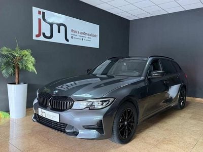 Cinzento Usado 2021 BMW 320e Sport Line Carrinha | € 22.990 (Preço justo)