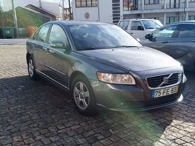 Volvo S40