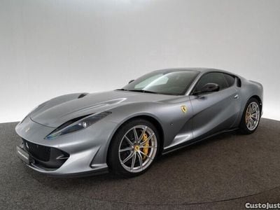 Cinza Usado 2019 Ferrari 812 Sedan | € 327.900