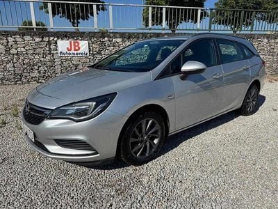 Usado Opel Astra Edition 110 HP (80 kW) 2016 Cinza Carrinha