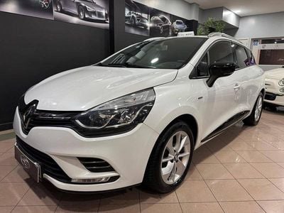 Usado Renault Clio IV 90 HP (66 kW) 2017 Branco Carrinha