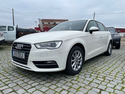 usado Audi A3 Sportback 1.6 TDI Attraction S tronic