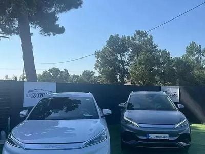 Branco Usado 2023 BYD Atto 3 Comfort SUV | € 28.290 (Preço justo)