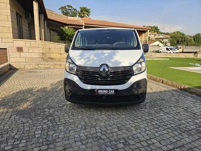 Branco Usado 2019 Renault Trafic Monovolume | € 19.750