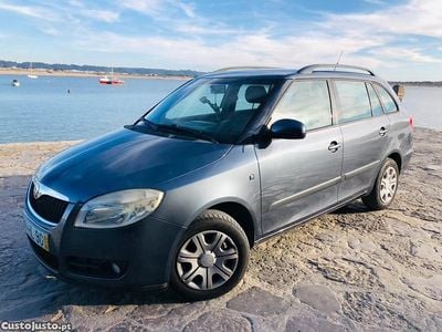 Cinza Usado 2009 Skoda Fabia Carrinha | € 2.500 (Preço elevado)