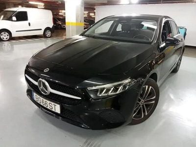 Usado Mercedes A250 Style 218 HP (160 kW) 2024 Preto Citadino