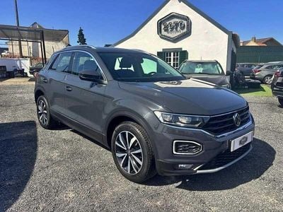 Usado VW T-Roc Style 110 HP (80 kW) 2021 Cinzento SUV