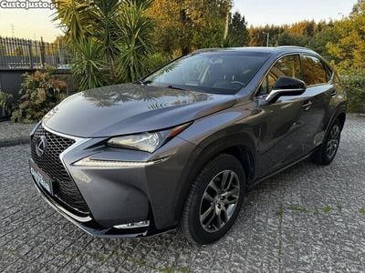 Cinza Usado 2015 Lexus NX300h Executive Line SUV | € 23.980