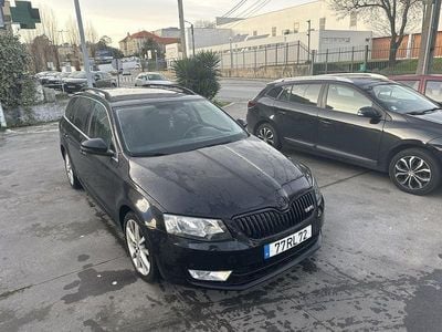 Usado 2016 Skoda Octavia Sedan | € 5.750 (Bom preço)