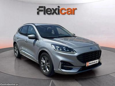 Usado Ford Kuga ST-Line 120 HP (88 kW) 2022 Cinza SUV
