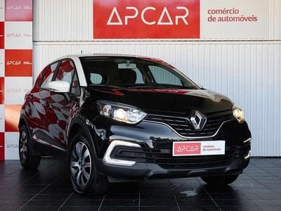 Preto Usado 2017 Renault Captur Zen SUV | € 12.950 (Preço justo)