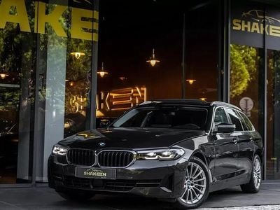 Usado BMW 520 Luxury Line 190 HP (139 kW) 2023 Preto Carrinha