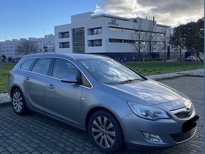 Usado Opel Astra 95 HP (69 kW) 2011