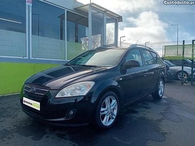 Usado Kia Ceed Sportswagon 113 HP (83 kW) 2007 Preto Carrinha