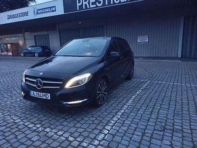Usado Mercedes B200 156 HP (114 kW) 2012 Monovolume