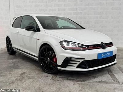 Branco Usado 2017 VW Golf VII GTI Clubsport Sedan | € 36.000