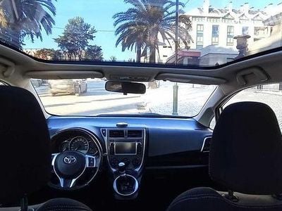 Usado Toyota Verso-S 90 HP (66 kW) 2013 Monovolume