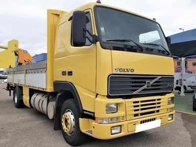 usado Volvo 340 FH124x2 C/ Grua