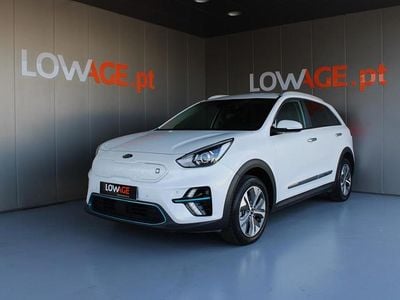 Usado Kia e-Niro 150 kW (204 HP) 2021 Branco SUV