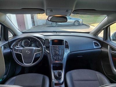 Usado Opel Astra 130 HP (95 kW) 2013 Carrinha