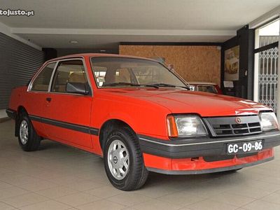 usado Opel Ascona 1604 S2 Door De Luxe