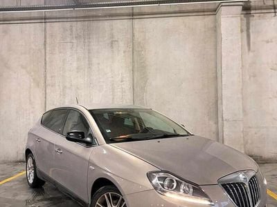 Usado Lancia Delta 120 HP (88 kW) 2009 Outra Citadino
