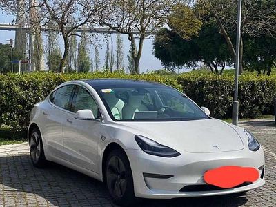 Branco Usado 2020 Tesla Model 3 Long Range AWD Sedan | € 29.000 (Preço elevado)