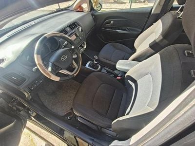 Usado 2011 Kia Rio Sedan | € 5.800