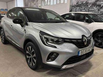 Cinzento Usado 2023 Renault Captur Techno SUV | € 19.200 (Preço justo)