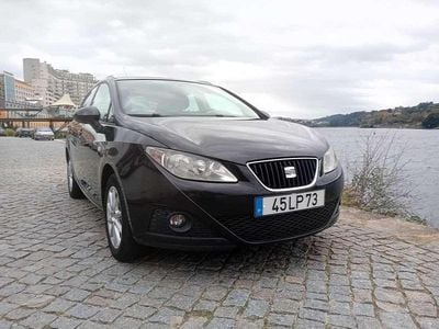 Usado Seat Ibiza 75 HP (55 kW) 2011 Preto