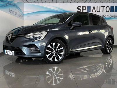 Cinza Usado 2021 Renault Clio V Intens | € 15.900 (Preço elevado)