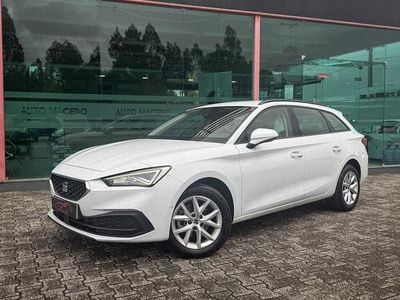 Usado Seat Leon ST 110 HP (80 kW) 2022 Branco Carrinha