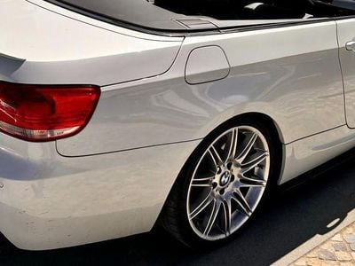 Usado BMW 320 177 HP (130 kW) 2010 Cabrios