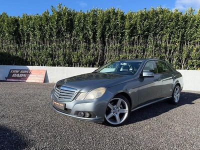 Cinza Usado 2009 Mercedes E220 Avantgarde Sedan | € 10.990