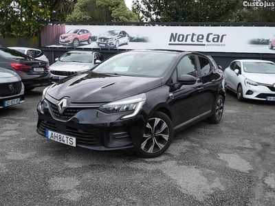 Usado Renault Clio V LIMITED 100 HP (73 kW) 2021 Preto