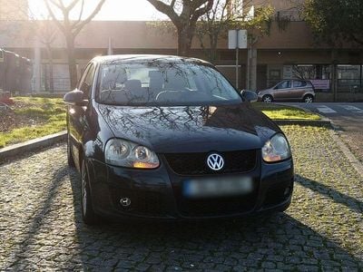 Usado 2005 VW Jetta Sedan | € 5.700