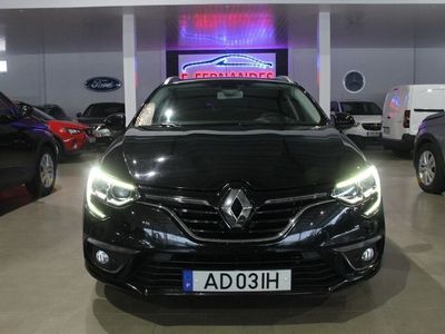 Usado Renault Mégane GrandTour Intens 110 HP (80 kW) 2020 Preto Carrinha