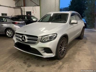 Usado Mercedes GLC250 AMG line 204 HP (150 kW) 2018 Cinza SUV