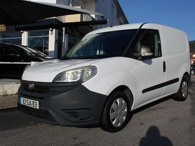 Usado Fiat Doblò 90 HP (66 kW) 2016 Branco Monovolume