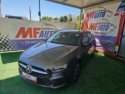 Usado Mercedes A180 109 HP (80 kW) 2020 Cinza
