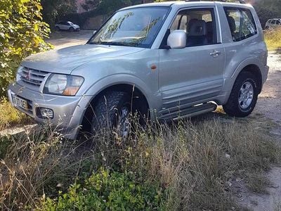 Usado Mitsubishi Pajero 165 HP (121 kW) 2000 Cinzento SUV