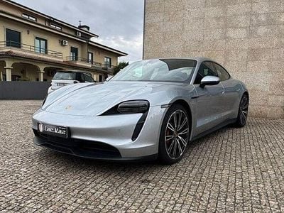 Porsche Taycan 4S