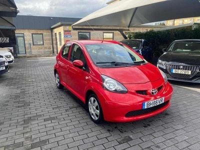 Vermelho Usado 2006 Toyota Aygo Citadino | € 5.850 (Caro)