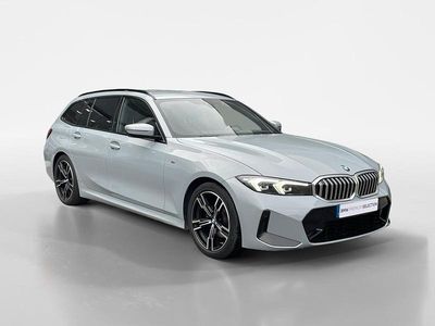 Cinza Usado 2024 BMW 320 Coupé | € 44.900 (Preço elevado)