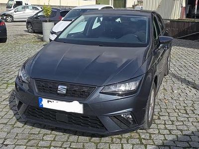 Cinza Usado 2023 Seat Ibiza FR | € 15.800 (Preço justo)