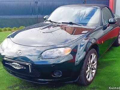 Usado Mazda MX5 Exclusive 126 HP (92 kW) 2008 Verde Cabrios