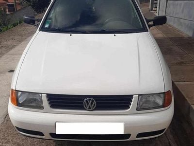 Branco Usado 2003 VW Caddy Monovolume | € 4.700